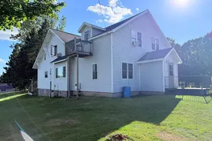 917 Maple St, Prentice, WI 54556 - Photo 8