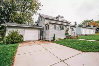 302 W Miller Street, Greenwood, WI 54437 - Photo 1
