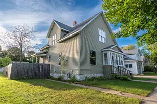 1010 S 7th Ave, Wausau, WI 54401 - Photo 2