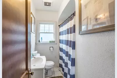 924 N 4th Avenue, Wausau, WI 54401 - Photo 18