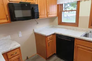 601 E 7th St, Merrill, WI 54452 - Photo 8