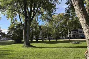 403 Forest St, Birnamwood, WI 54414 - Photo 4