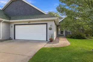1142 Hearthstone Pl, Plover, WI 54467 - Photo 2