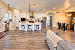 1030 Michele Ct, Port Edwards, WI 54469 - Photo 2