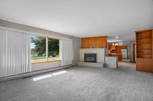 721 W Upham St, Marshfield, WI 54449 - Photo 10