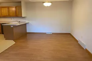 930 Pinewood Ln, Wausau, WI 54403 - Photo 10