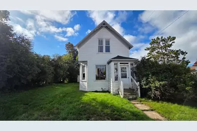 301 E 1st Street, Merrill, WI 54452 - Photo 2