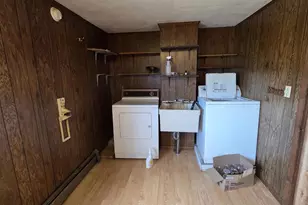 301 E 1st St, Merrill, WI 54452 - Photo 10