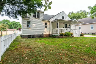 1119 S 13th Avenue, Wausau, WI 54401 - Photo 2