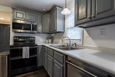 1119 S 13th Avenue, Wausau, WI 54401 - Photo 8