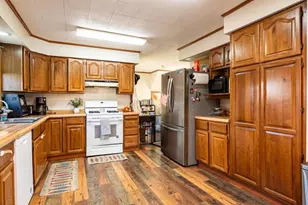 601 Division St, Merrill, WI 54452 - Photo 12