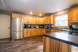 209 W 17th St, Neillsville, WI 54456 - Photo 6