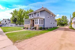 304 Pier St, Merrill, WI 54452 - Photo 2