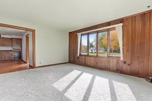 604 N 2nd St, Medford, WI 54451 - Photo 4