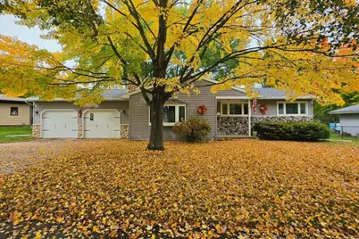 1516 Summit Drive, Wausau, WI 54401 - Photo 1