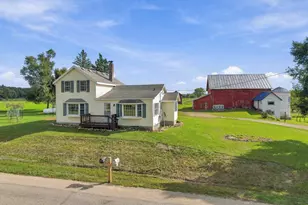 N8218 County Road J, Iola, WI 54945 - Photo 2
