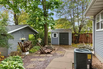 1210 19th Street S, Wisconsin Rapids, WI 54494 - Photo 2
