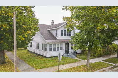 129 N 2nd Avenue, Wausau, WI 54401 - Photo 2