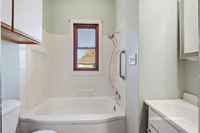 810 S Peach Street, Marshfield, WI 54449 - Photo 6