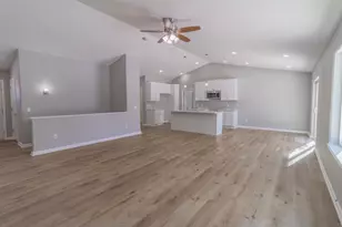 3819 Muskie Dr, Weston, WI 54476 - Photo 6