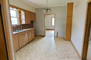 1634 Clermont St, Antigo, WI 54409 - Photo 4