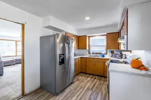 1500 W Thomas St, Wausau, WI 54401 - Photo 8