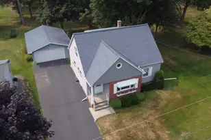 406 Deresch St, Antigo, WI 54409 - Photo 2