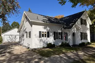 714 Humboldt Ave, Wausau, WI 54403 - Photo 2