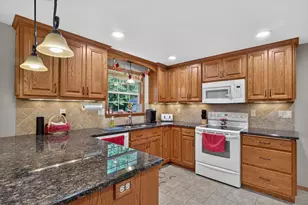 4805 Rosemary Cir, Wisconsin Rapids, WI 54494 - Photo 2