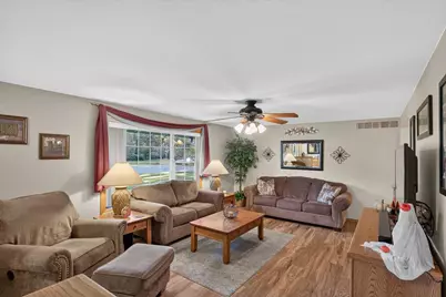 4805 Rosemary Circle, Wisconsin Rapids, WI 54494 - Photo 12