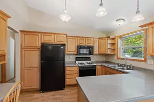 2400 Conant St, Stevens Point, WI 54481 - Photo 6
