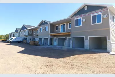 401 Kyes Street #Unit 120, Merrill, WI 54452 - Photo 2