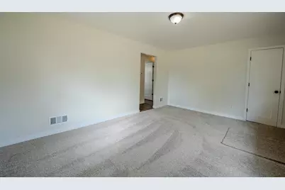 1306 S 13th Avenue, Wausau, WI 54401 - Photo 6