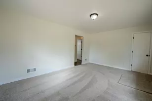 1306 S 13th Ave, Wausau, WI 54401 - Photo 6