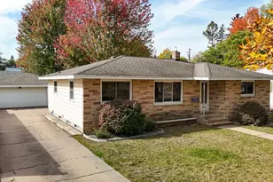 1900 Gilkay St, Stevens Point, WI 54481 - Photo 2