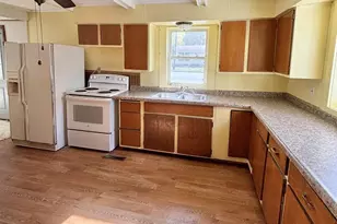714 Division St, Park Falls, WI 54552 - Photo 6