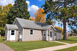 714 Division St, Park Falls, WI 54552 - Photo 2