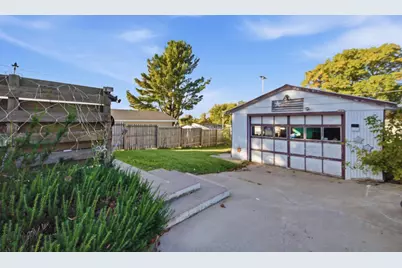 323 S Main Street, Greenwood, WI 54437 - Photo 6