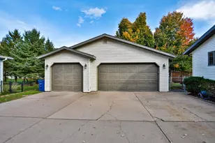 1433 N 16th Ave, Wausau, WI 54401 - Photo 2