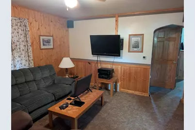 932 S 11th Avenue, Wausau, WI 54401 - Photo 2