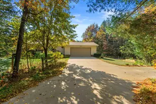 7531 Dewberry Ln, Wisconsin Rapids, WI 54494 - Photo 2