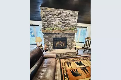2426 Lake Road, Junction City, WI 54443 - Photo 14
