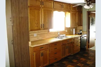 112 N Andrews Avenue, Greenwood, WI 54437 - Photo 6