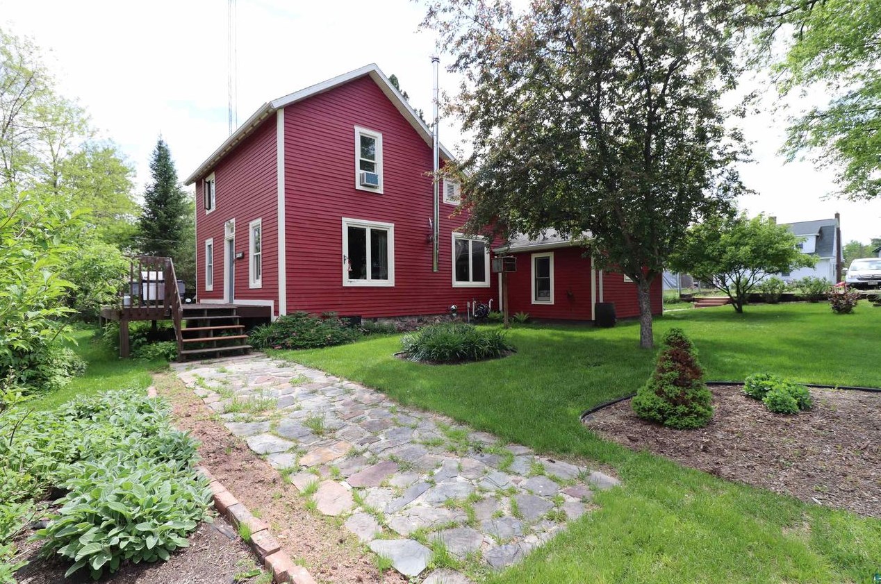 59385 Humbird Ave, Mason, WI 54856
