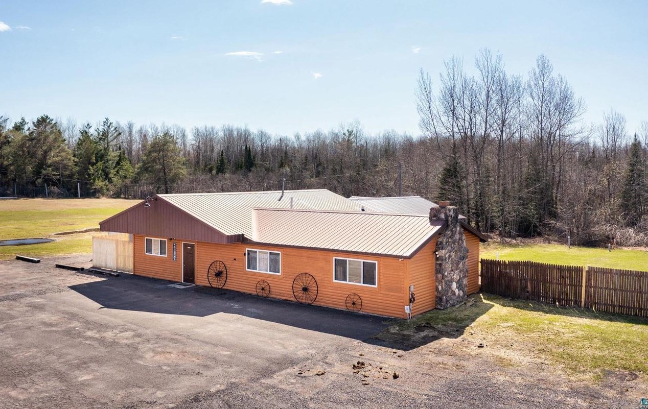 5607 State Rd 35, Superior, WI 54880