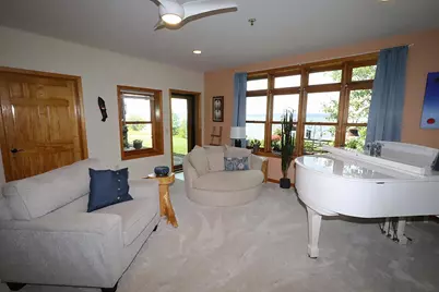 2729 Lake Shore Dr E, Ashland, WI 54806 - Photo 16