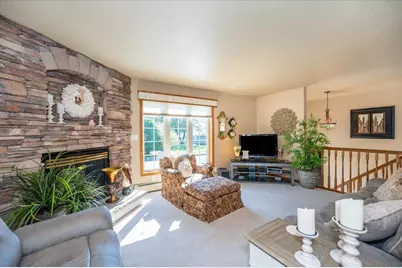 1605 N 54th St, Superior, WI 54880 - Photo 4