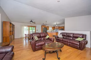 5426 S Darrow Rd, Superior, WI 54880 - Photo 4