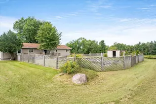 5426 S Darrow Rd, Superior, WI 54880 - Photo 28