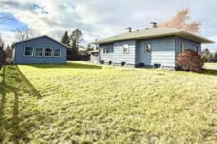 402 E 2nd St, Superior, WI 54880 - Photo 4